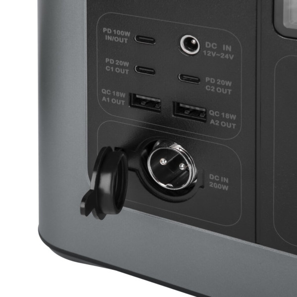 Купити Багатофункціональна портативна зарядна станція LP CHARGER MPPT 700 Pro (700W, 614Wh)
