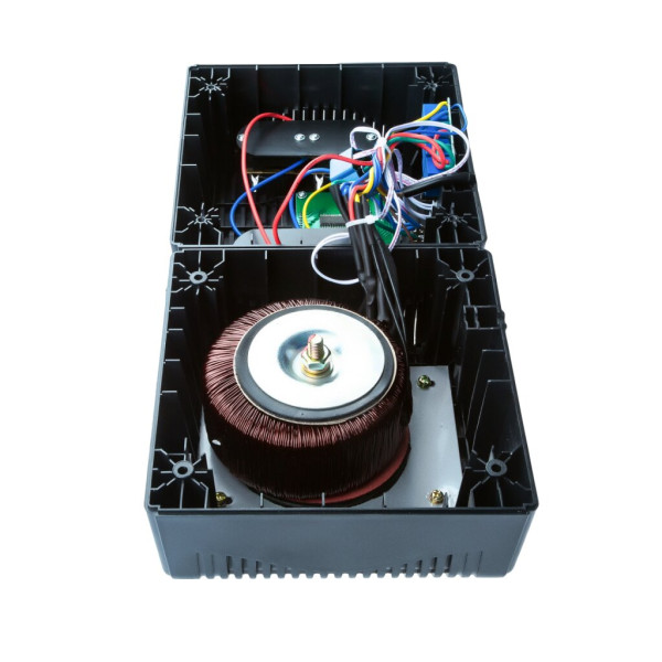 Купити Стабілізатор напруги LPT-1000RD (700W)