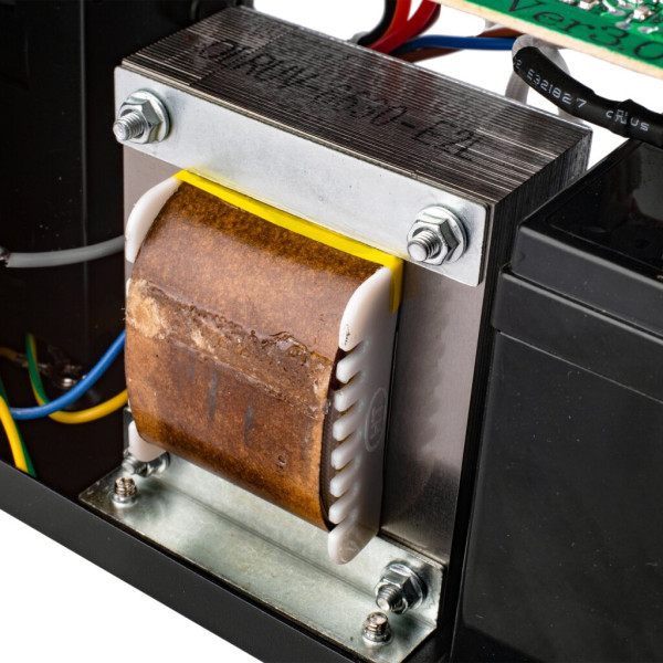 Купить Линейно-интерактивный ИБП LP U650VA (390Вт)