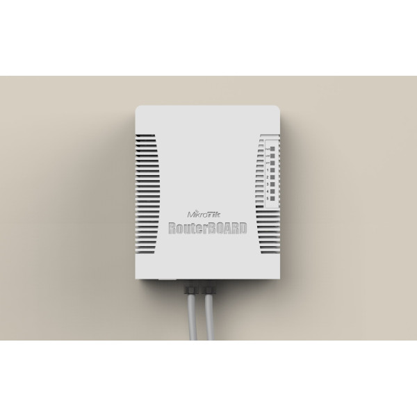 Купить Маршрутизатор MikroTik RouterBoard RB960PGS hEX PoE (800MHz/128Mb, 1xUSB, 5х1000Мбит, Passive PoE)
